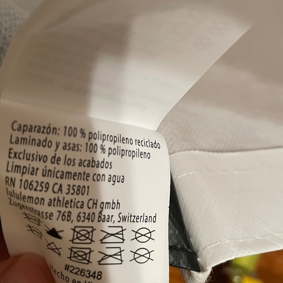 NEW 1 Lululemon Large Reusable Shopping Gift Bag Tote Black and white - Picture 4 of 5